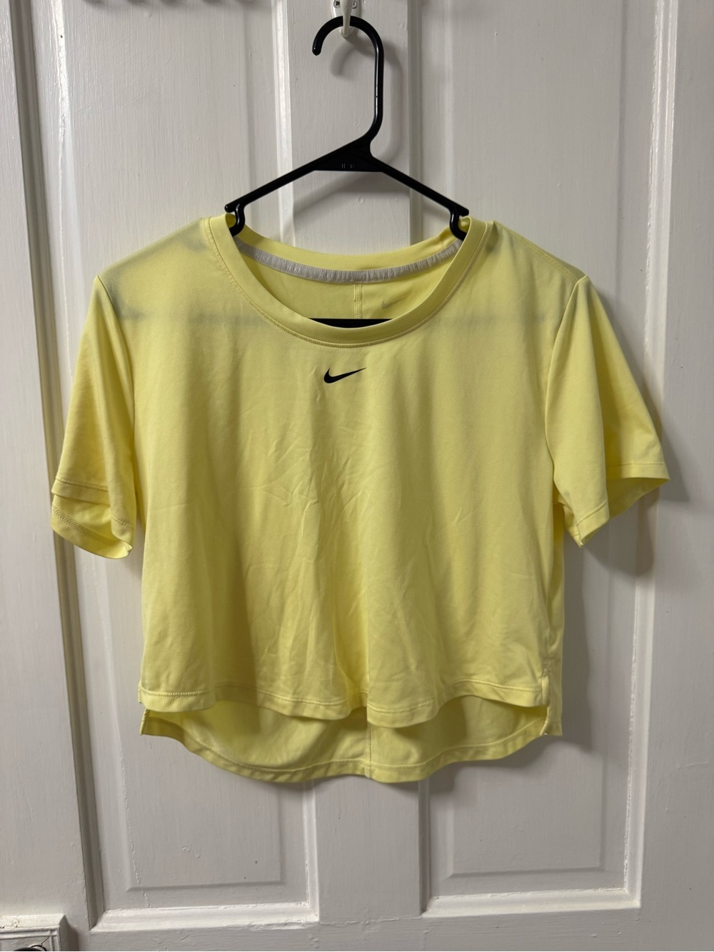 Nike Pale Yellow Short Sleeve Cropped Tee